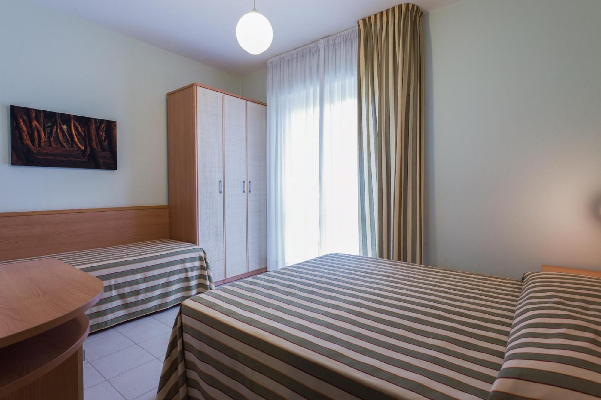 Hotel Jollino Pineto Kültér fotó